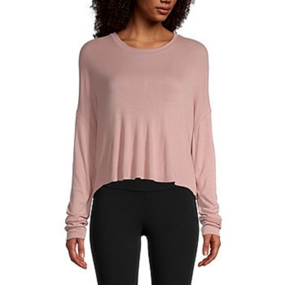 ⭐️Flirtitude‎ Round Neck Long Sleeve T-shirt